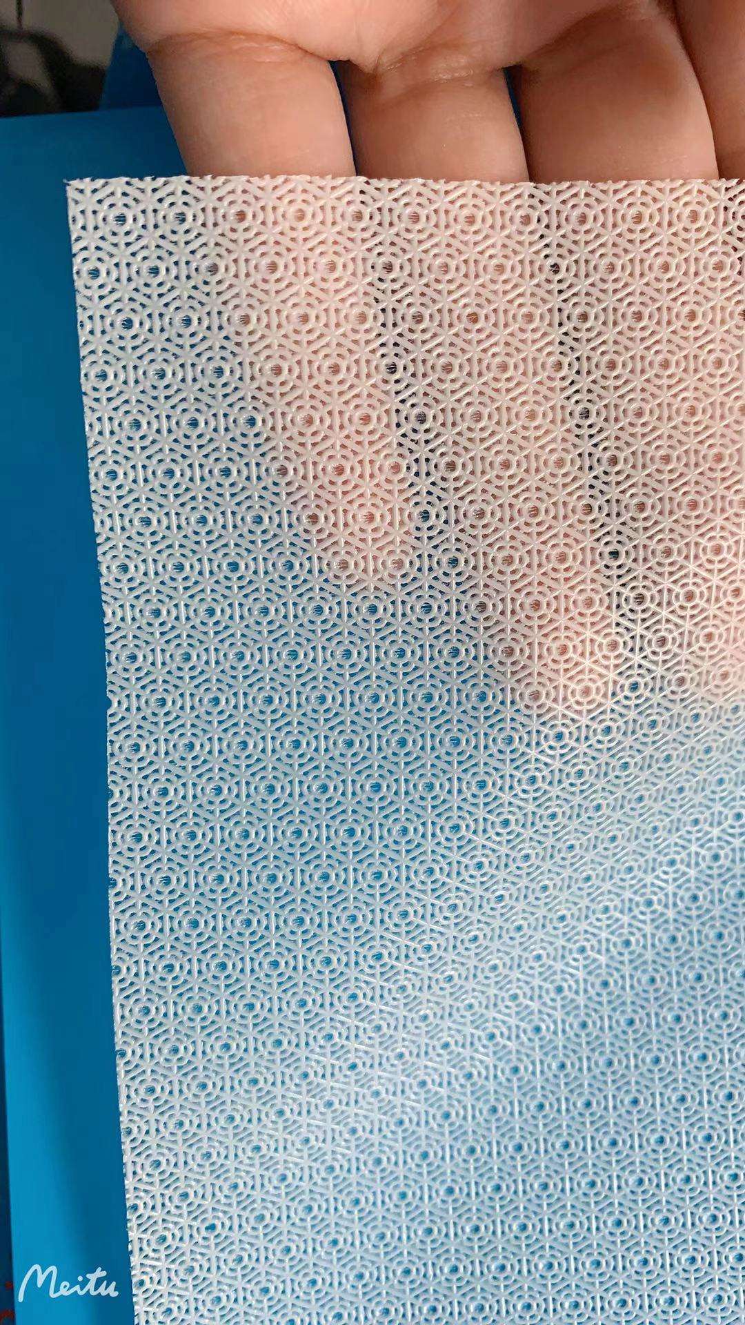 Película perforada de PE para servilletas sanitarias de hoja superior